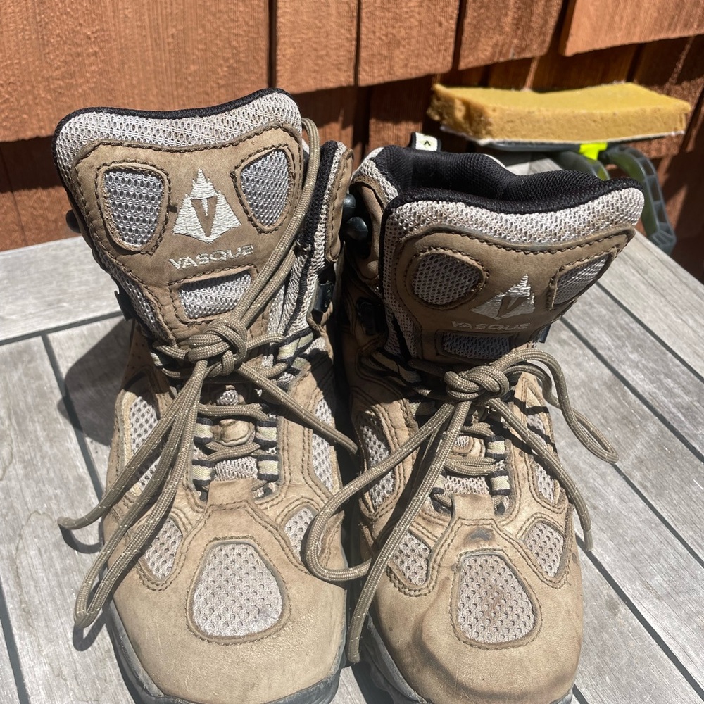 Vasque hiking boots - women’s size 7.5W